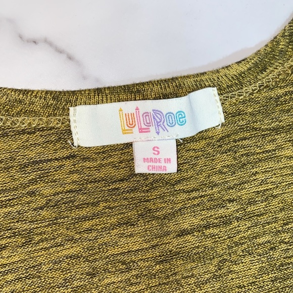 LuLaroe Cardigan/Sweater with Pockets Long Sleeves size Small - Picture 9 of 13